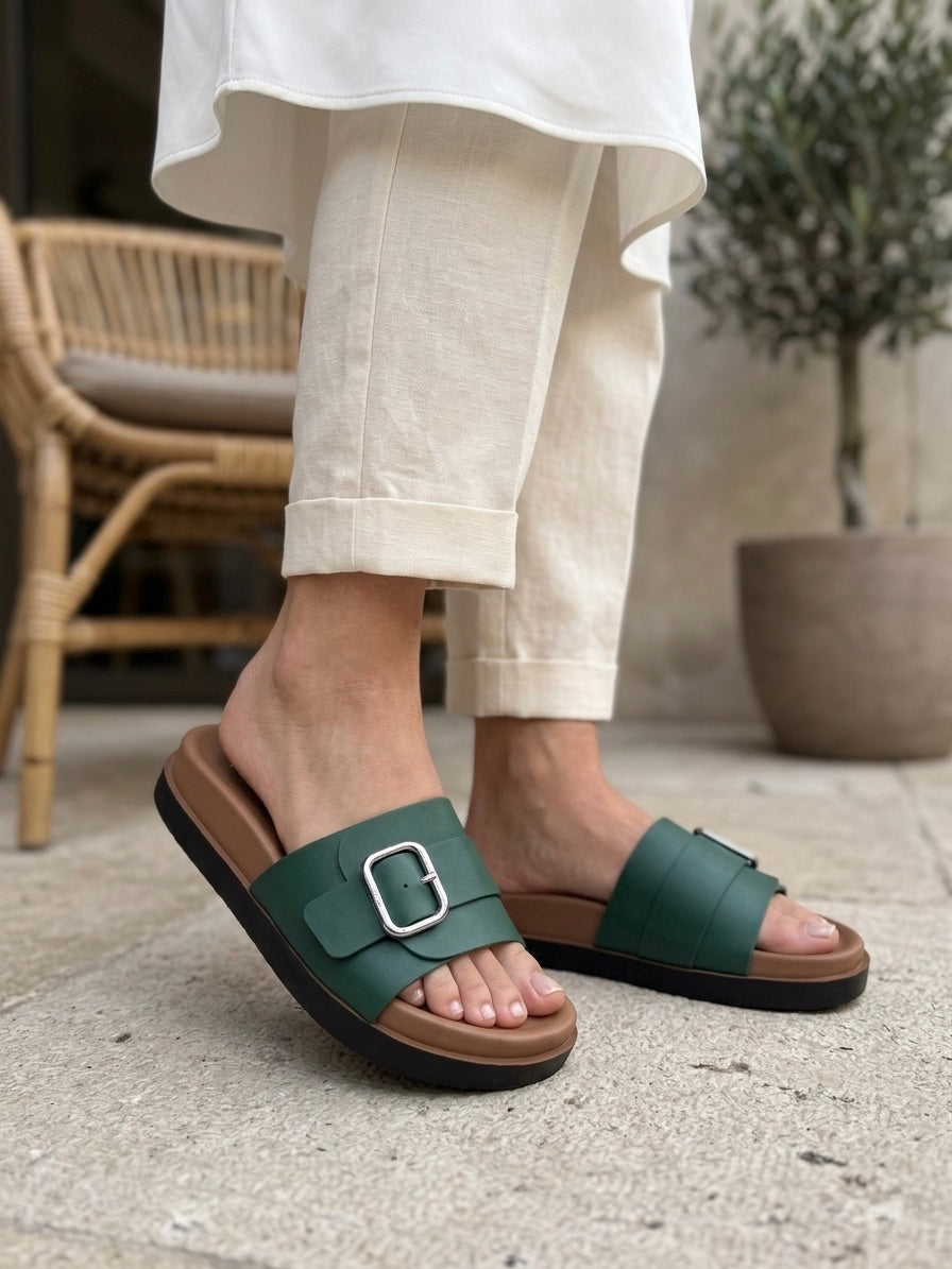 Buckle Platform Slider