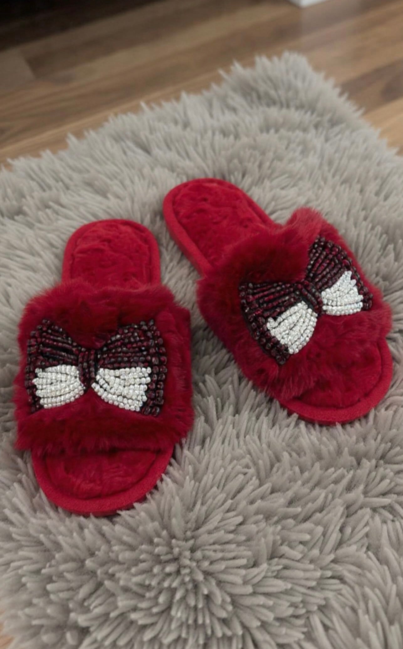 Tie Open Furr Slides